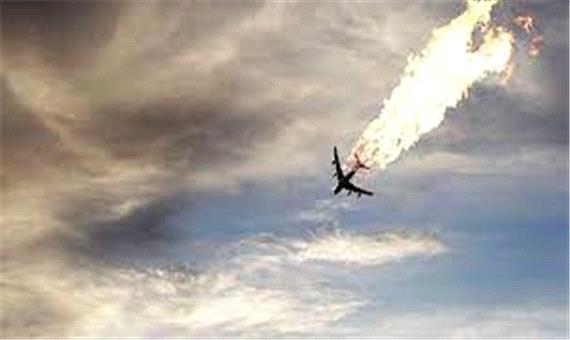 فیلمی از لحظه سقوط هواپیما در منطقه مسکونی سن دیه گو